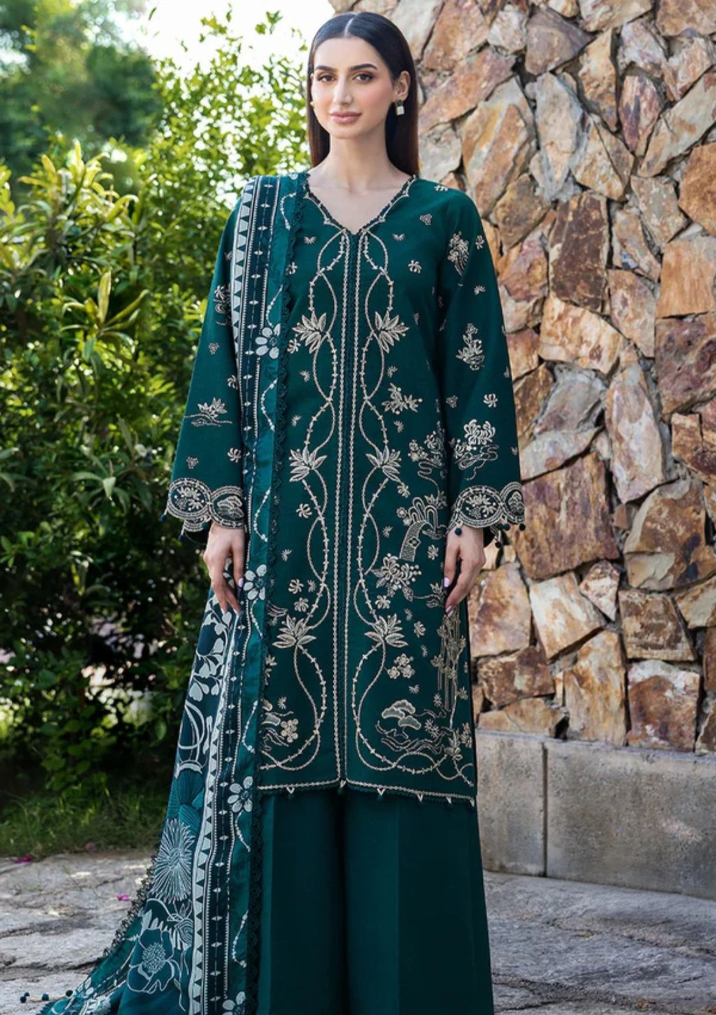 Farasha 6185 green lawn suit with heavy embroidery and printed dupatta